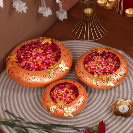 DIVA DECORATIVE RED AND GOLD BUTTERFLY URLI