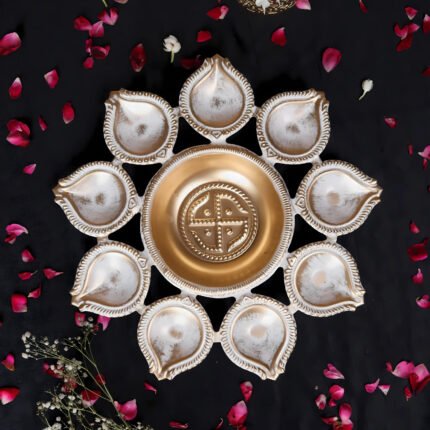 Decorative White & Gold Diya Urli